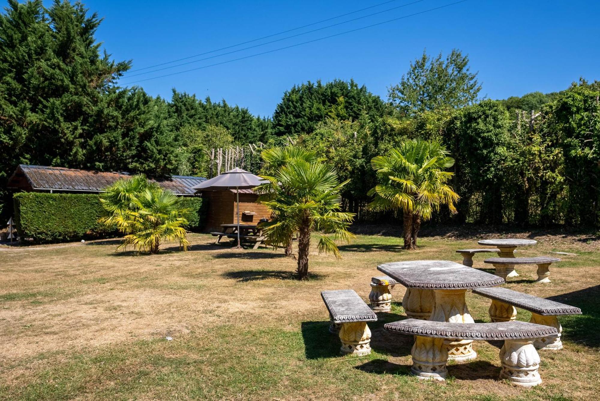 Pont-Évêque Gites - Domaine De Geffosse מראה חיצוני תמונה